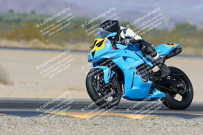 media/Mar-23-2025-CVMA (Sun) [[674f32b282]]/Race 4-Amateur Supersport MW/